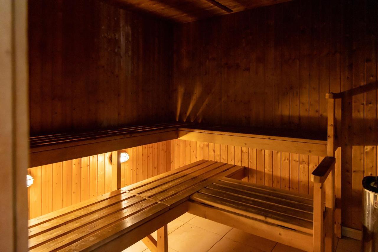 Отель Ohtel Окленд Экстерьер фото A Finnish sauna
