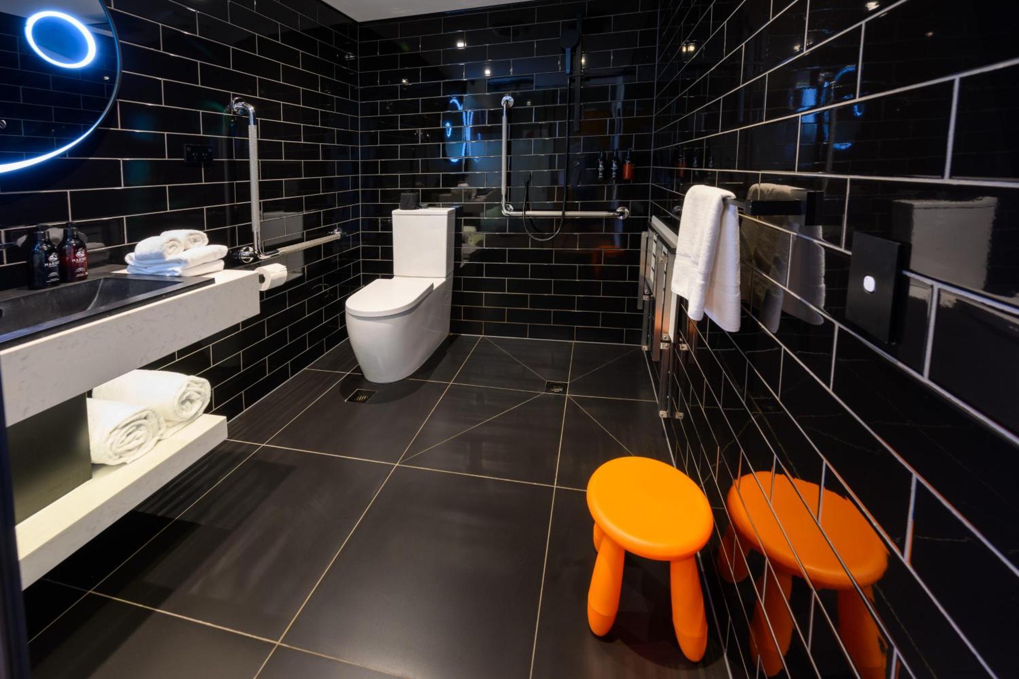 Отель Ohtel Окленд Номер фото Bathroom